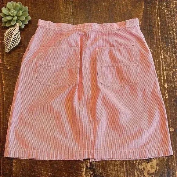 Liz Claiborne | Red & White Pinstripe Skirt - Picture 2 of 3